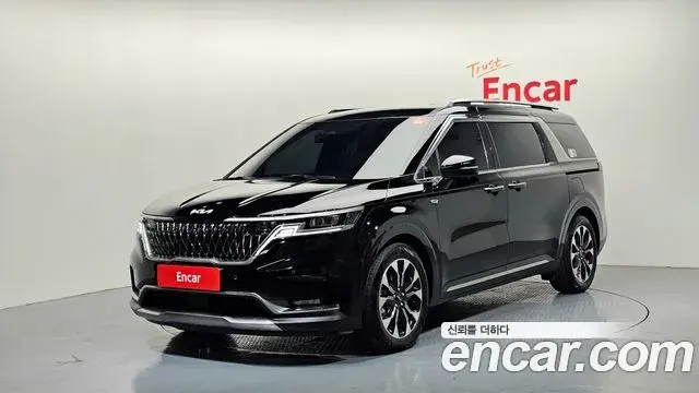 Kia Carnival 2023 — Фото 1/20