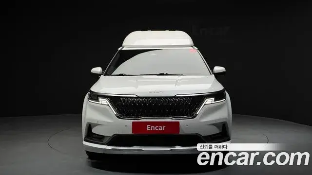 Kia Carnival 2023 — ფოტო 9/33