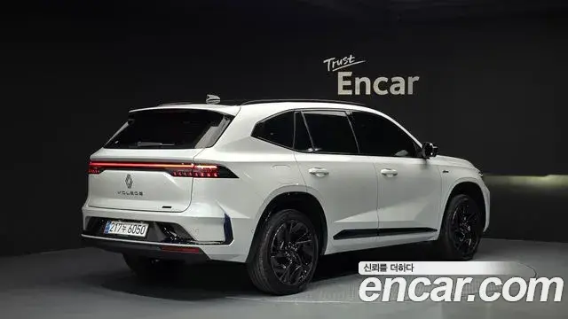 Renault Samsung Grand Koleos 2024 — Photo 13/32