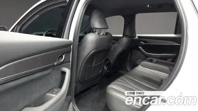Renault Samsung Grand Koleos 2024 — Photo 10/32