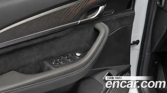 Renault Samsung Grand Koleos 2024 — Photo 6/32