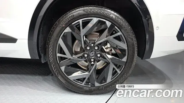 Renault Samsung Grand Koleos 2024 — Photo 25/32