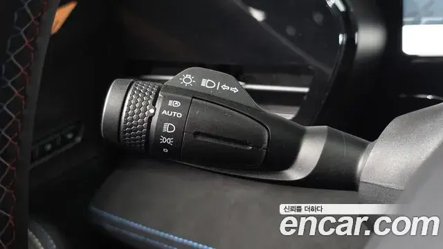 Renault Samsung Grand Koleos 2024 — Photo 19/32