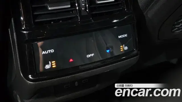 Renault Samsung Grand Koleos 2024 — Photo 26/32