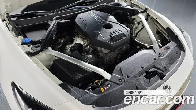 Kia Stinger 2018 — Şəkil 14/36