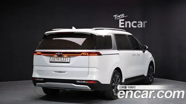 Kia Carnival 2022 — Фото 2/20