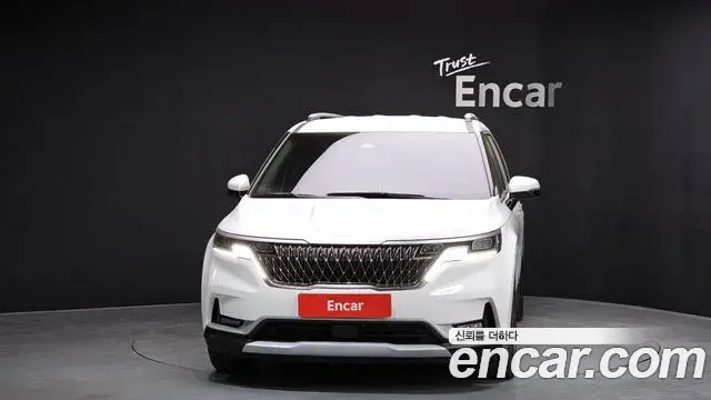 Kia Carnival 2022 — Фото 3/20