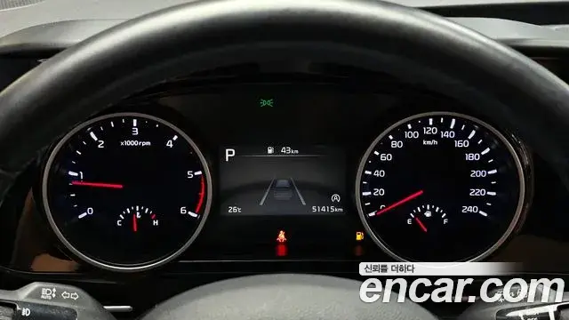 Kia Carnival 2022 — Фото 8/20