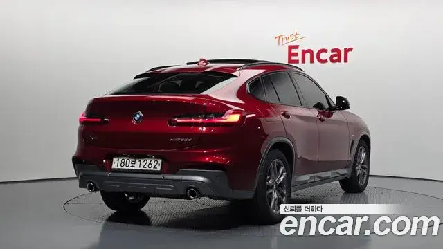 BMW X4 2020 — Фото 1/20