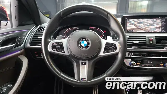 BMW X4 2020 — Фото 12/20