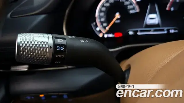 Genesis GV80 2020 — Photo 20/34