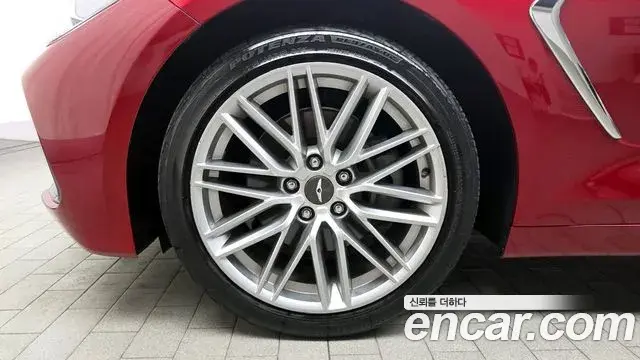 Genesis G70 2019 — Şəkil 28/31