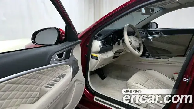 Genesis G70 2019 — Şəkil 8/31