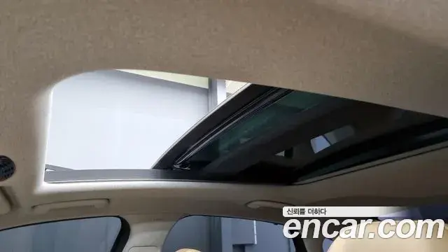 Hyundai Sonata Hybrid 2020 — Photo 13/17