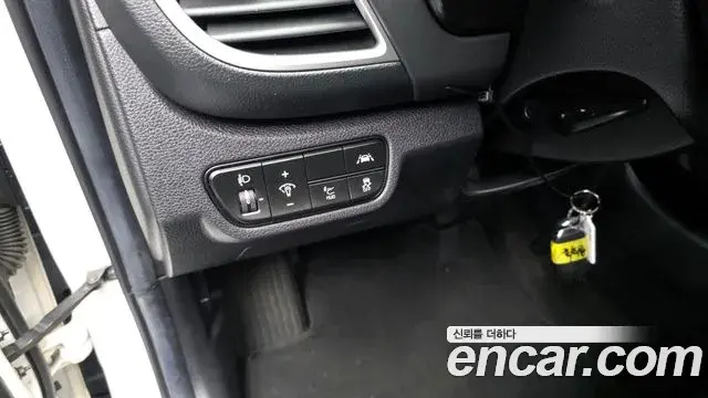 Kia Seltos 2020 — Photo 21/32