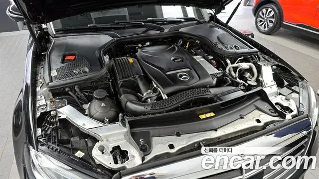 Mercedes-Benz E-Class 2020 — Фото 6/20