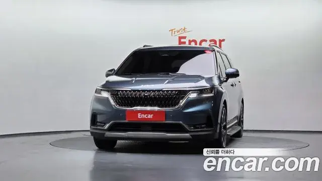 Kia Carnival 2022 — ფოტო 12/20