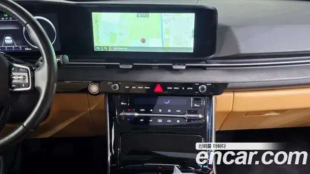 Kia Carnival 2022 — ფოტო 10/20