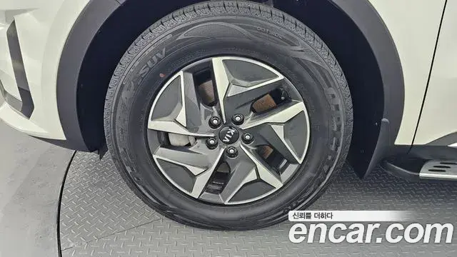 Kia Sorento 2021 — Фото 5/20