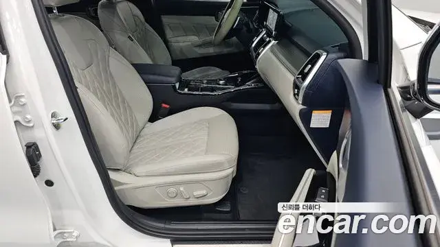 Kia Sorento 2021 — Фото 12/20