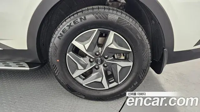 Kia Sorento 2021 — Photo 18/31