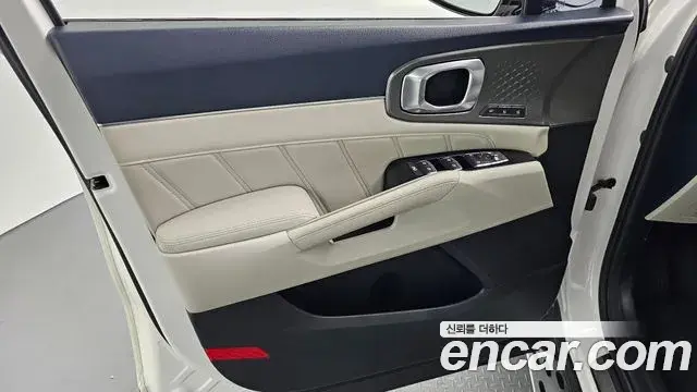 Kia Sorento 2021 — Photo 15/31
