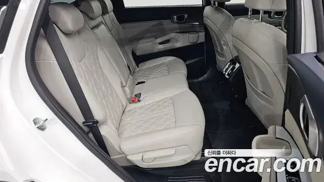 Kia Sorento 2021 — Photo 26/31