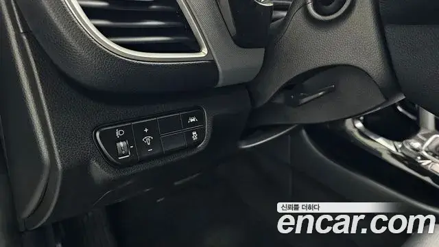 Kia Seltos 2022 — Şəkil 20/30