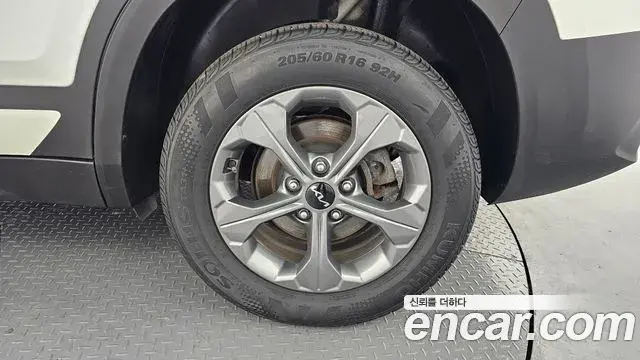 Kia Seltos 2022 — Şəkil 2/30