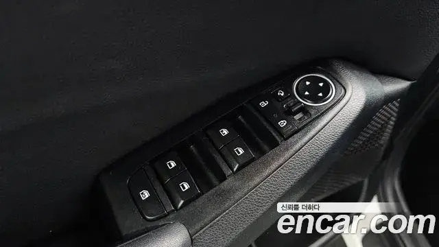 Kia Seltos 2022 — Şəkil 17/30