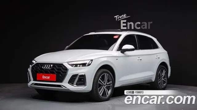 Audi Q5 2022 — Фото 1/20