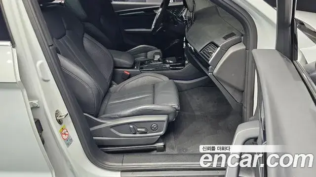 Audi Q5 2022 — Фото 11/20