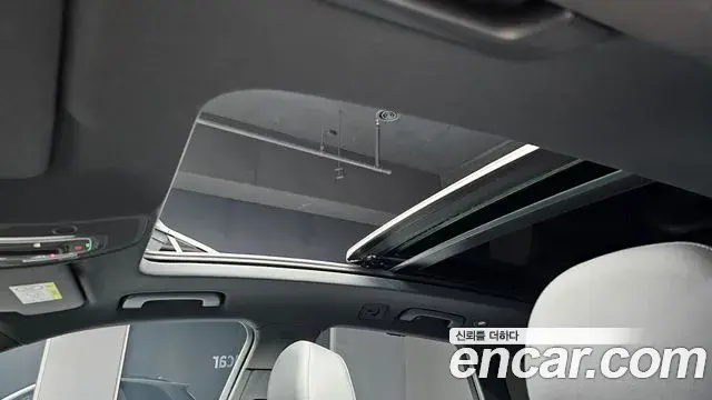 Audi Q5 2022 — Şəkil 9/33