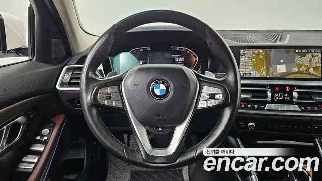 BMW 3 Series 2021 — Фото 13/20
