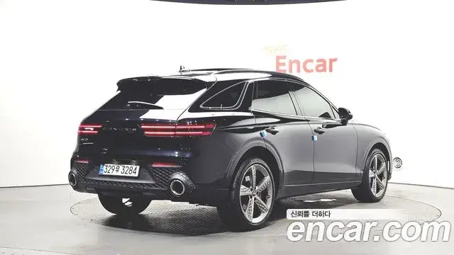 Genesis GV70 2022 — ფოტო 34/36