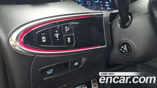 Genesis GV70 2022 — ფოტო 35/36