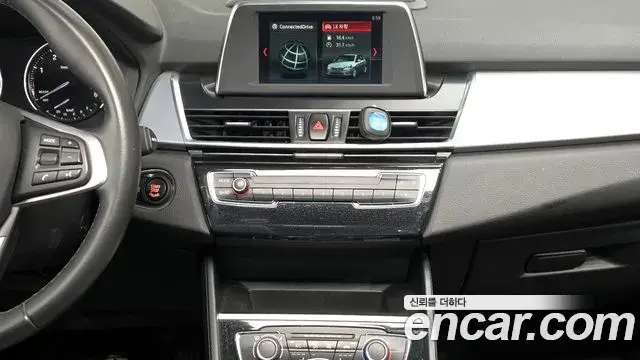 BMW 2 Series Active Tourer 2019 — ფოტო 9/20