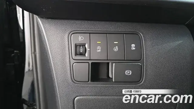 Hyundai Staria 2024 — Фото 12/20