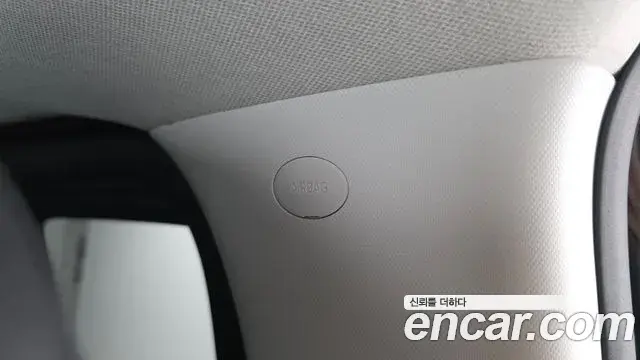 Hyundai Staria 2024 — Photo 34/35