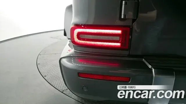 Mercedes-Benz G-Class 2021 — Şəkil 28/36
