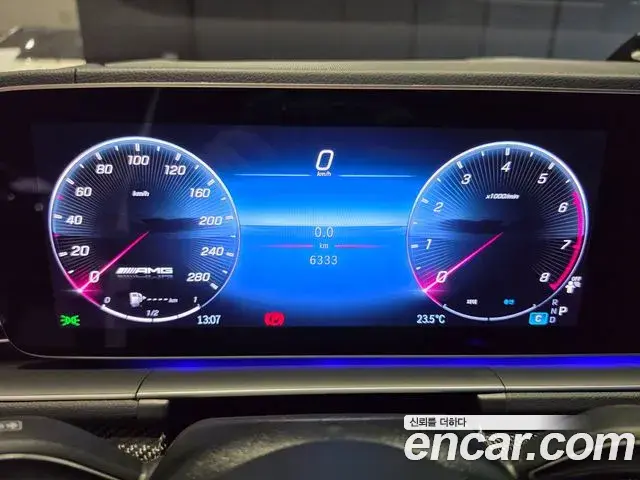 Mercedes-Benz GLE-Class 2025 — Photo 9/20