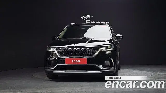 Kia Carnival 2021 — Фото 3/20