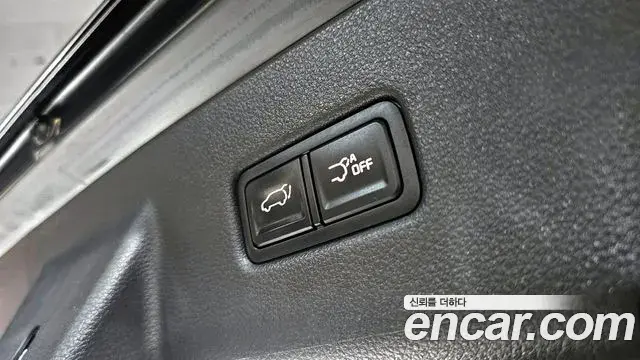 Kia Carnival 2021 — Фото 16/20