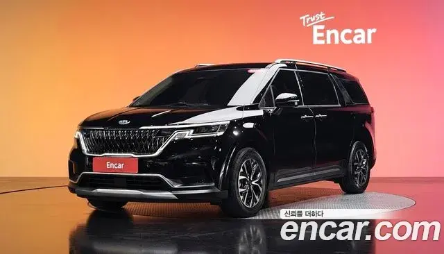Kia Carnival 2021 — Фото 1/20