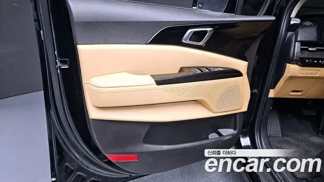 Kia Carnival 2021 — Şəkil 14/30