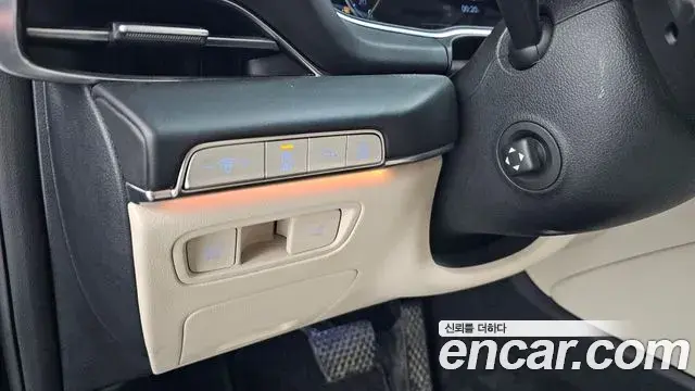Genesis GV80 2020 — ფოტო 38/41