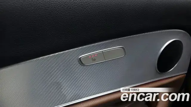 Mercedes-Benz E-Class 2019 — ფოტო 10/30