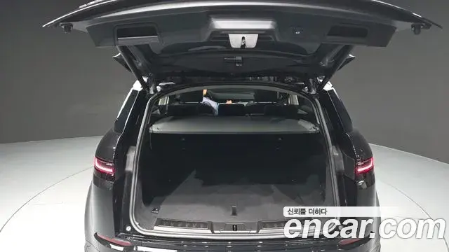 Land Rover Range Rover Evoque 2025 — Фото 20/20