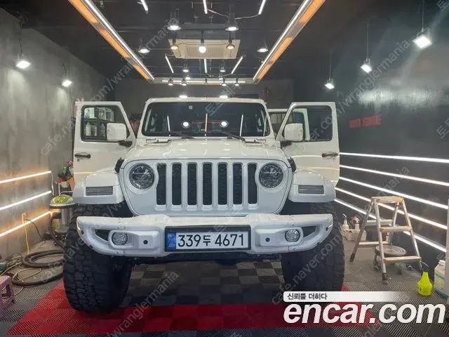 Jeep Wrangler 2022 — Photo 6/9