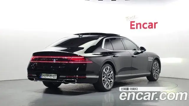Genesis G90 2023 — Фото 2/20